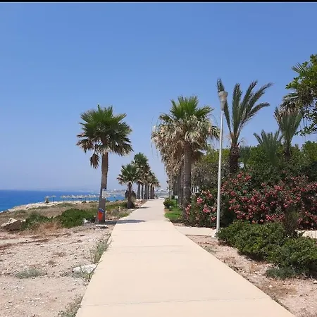 Iris Village Apartment Paphos