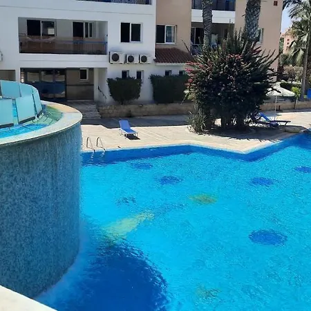 Iris Village Apartment Paphos